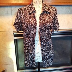 💥 3/$20 Notations Floral Button Down Shirt!